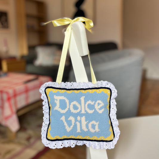 'Dolce Vita’ hanging pillow